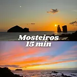 Azorean T1-relaxing 1-bedroom Retreat Near Sao Miguel Highlights *