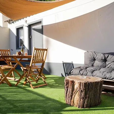 Azorean T1-relaxing 1-bedroom Retreat Near Sao Miguel Highlights بيت للعطل *