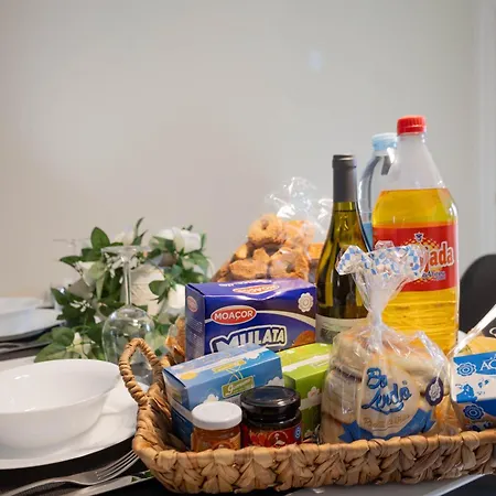 Casa de Férias Azorean T1-relaxing 1-bedroom Retreat Near Sao Miguel Highlights *