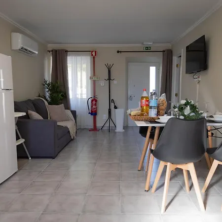 Azorean T1-relaxing 1-bedroom Retreat Near São Miguel Highlights *