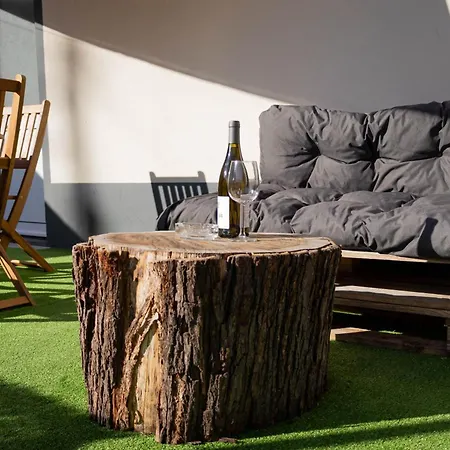 Azorean T1-relaxing 1-bedroom Retreat Near Sao Miguel Highlights Holiday home